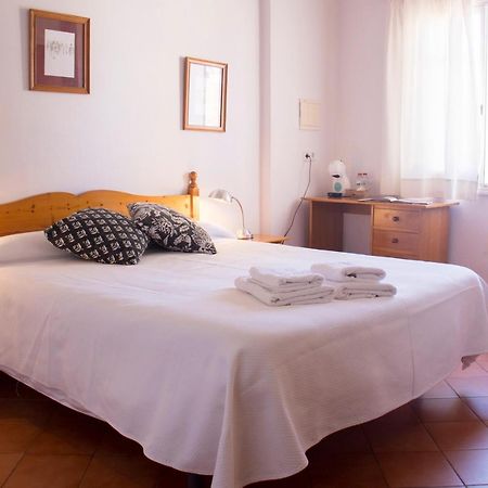 Grupoandria El Claustre De Ciutadella - Hospederia Vandrarhem Exteriör bild